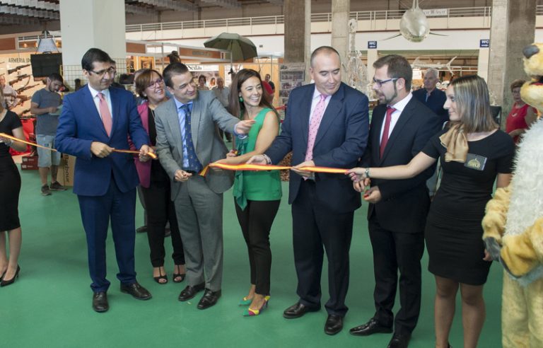 Las instituciones defienden en Fecircatur una caza social y sostenible