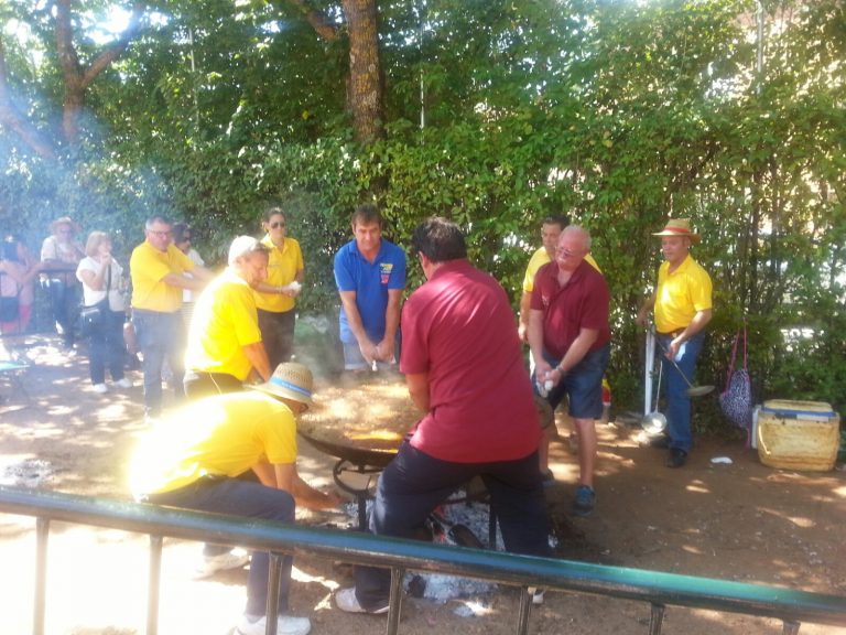 La Poblachuela coge fuerzas con una espectacular caldereta