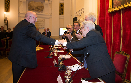 entrega-premio-1-2