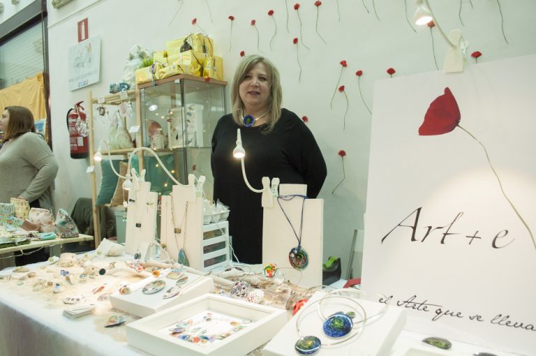 Pequeño Diseñarte colorea un fin de semana gris