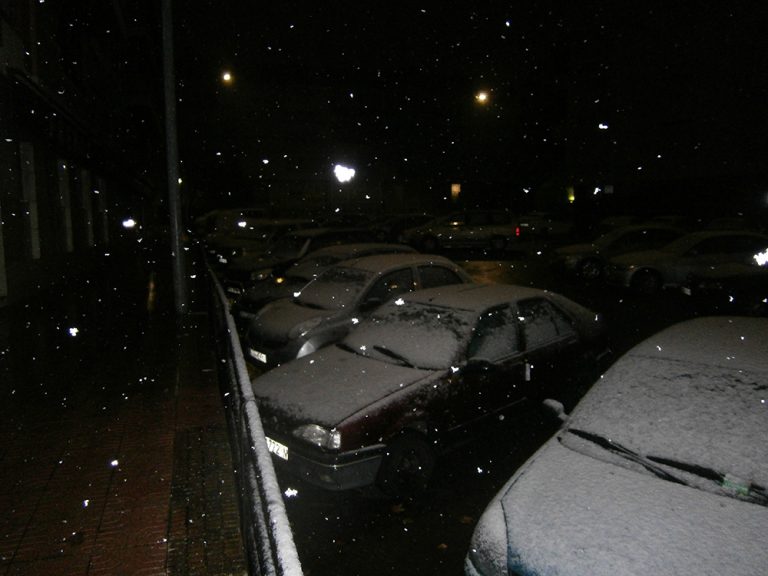 La nieve acaricia Ciudad Real de madrugada