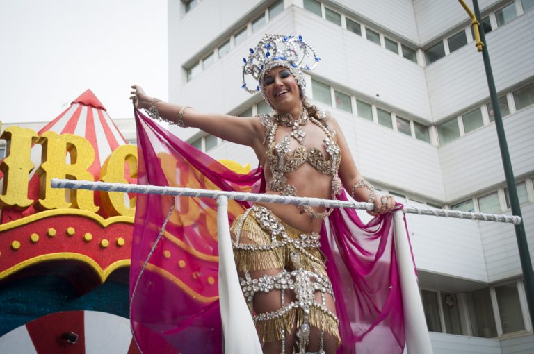 El tiempo no aguará el Domingo de Piñata, en el que desfilarán más de tres mil personas