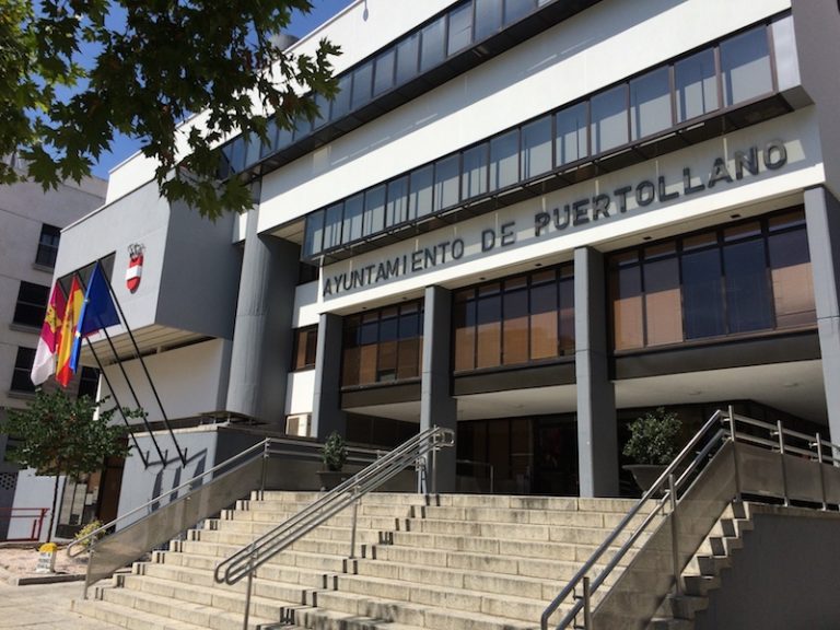 Puertollano: Sindicato de Policía Local pide información sobre el aumento salarial de monitores de natación