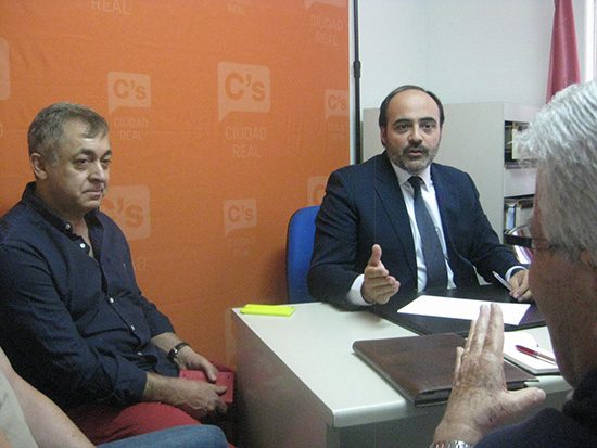 20170921-Reunión-Cs-Ciudad-Real-con-vecinos-de-El-Torreón-(2)