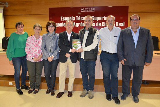 Presentación-libro-Introducción-a-la-contaminación-de-suelos-1