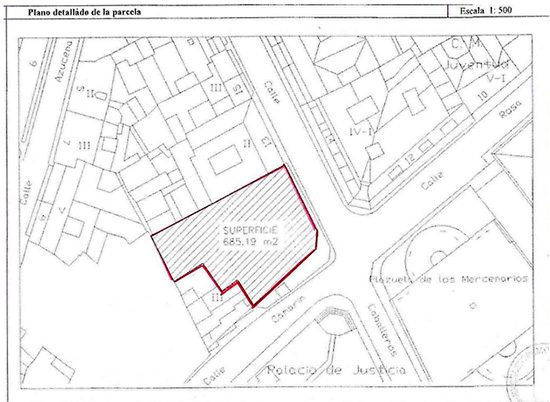 parcela-calle-caballeros-y-calle-camarin