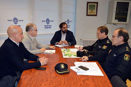 REUNION-COORDINACION-POLICIA-NACIONAL