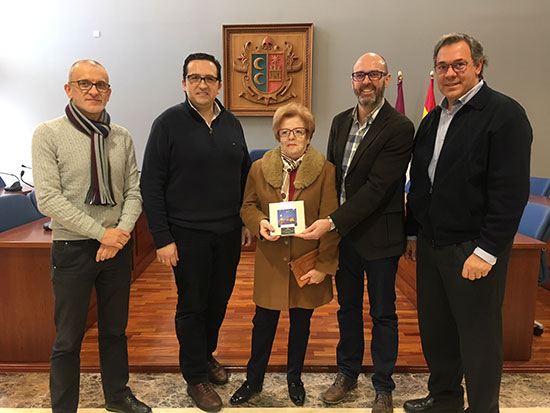 ENTREGA-PREMIO-COMSERMANCHA