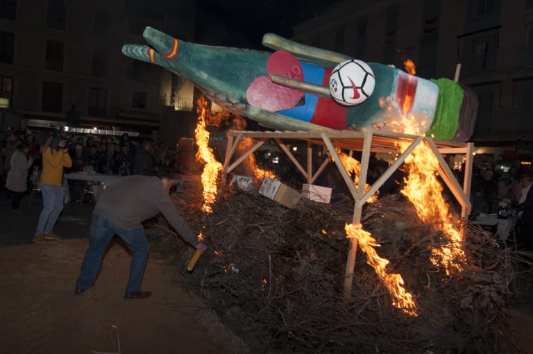 Ciudad Real: La sardina futbolera se consume haciendo la <i>tumbadinha</i>