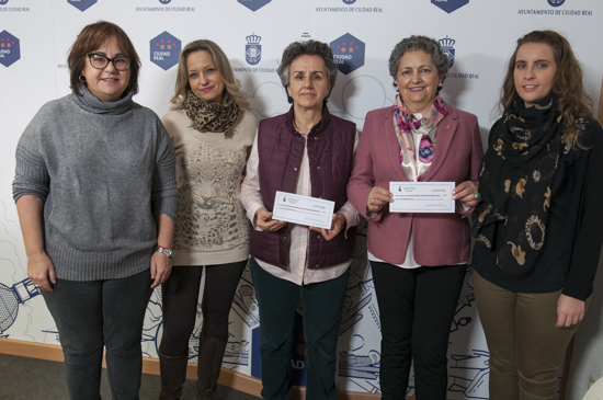 Entrega cheque dulcineas - 1