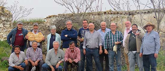 Los quintos del 77 de Aldea del Rey celebran su cuarto encuentro de convivencia