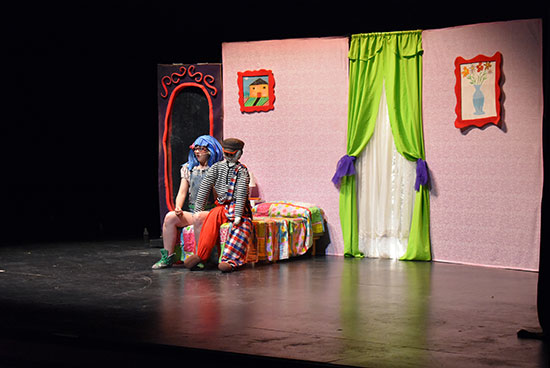 REPRESENTACION-LOLA-CARACOLA