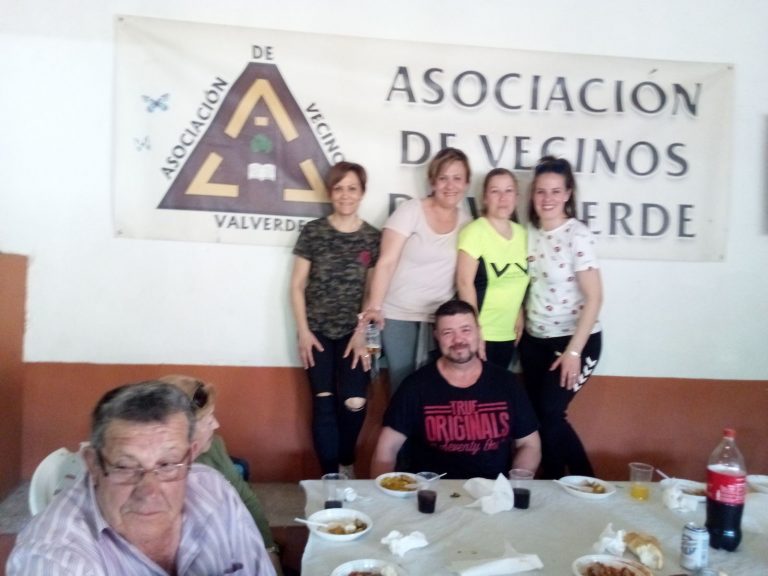 Sábado de convivencia vecinal en Valverde