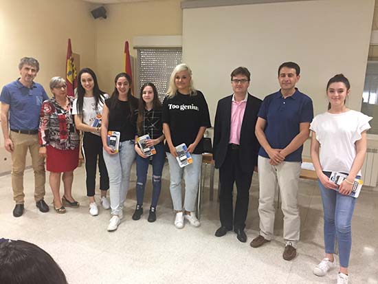 Jurado + ganadoras Bachillerato