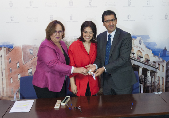 cesion propiedades junta, diputacion ayuntamiento 2
