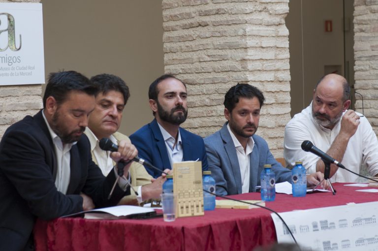 El Banco de España y la Torre Cervantes, iconos de la Plaza del Pilar