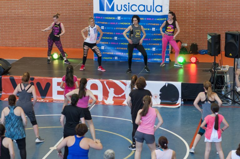 Dándolo todo por VivELA