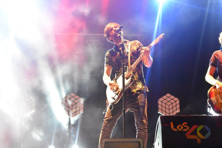 Miles de personas asisten al concierto Ciudad Real 40 POP