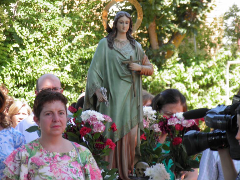 La Poblachuela disfruta de un domingo dedicado a Santa María Magdalena