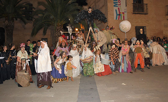 festival-teatro,-representación-plaza