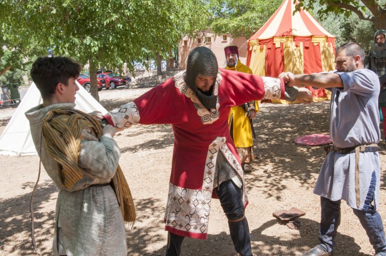 Recreación histórica en Alarcos: Vísteme despacio que me voy a la guerra