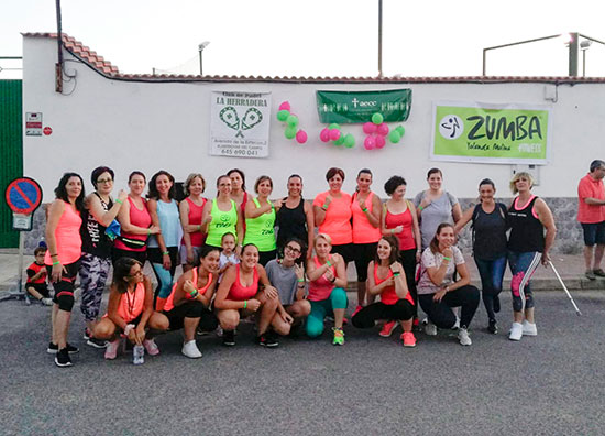 Participantes-en-zumba