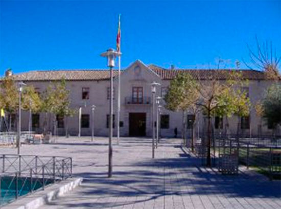  Vista del Edificio del Antiguo Hospital de la Misericordia y Regimiento de Artillería, actual Rectorado de la UCLM