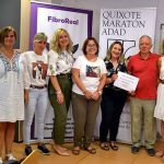 CARRERA-DE-LA-MUJER_Entrega-cheque-Fibriomialgia-1