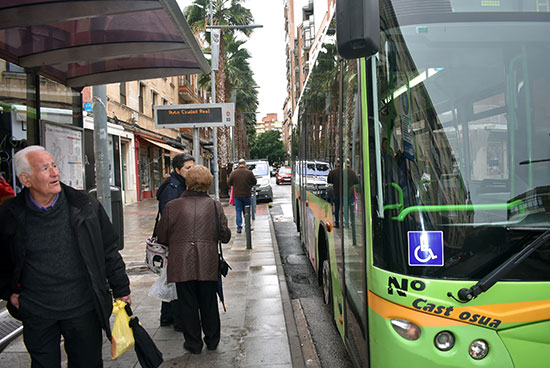 PARADA-AUTOBUS-URBANO