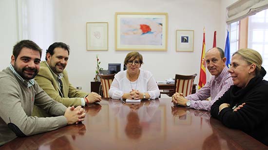 Carmen Olmedo con Asociacion Cofradias