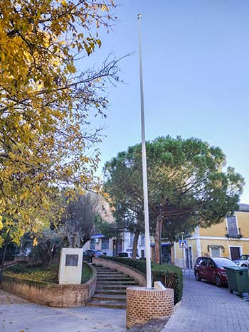 Lugar habilitado para el homenaje permanente a la Constitución y la bandera de España