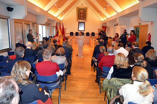 40 vecinos de Ciudad Real realizan la lectura pública de la Constitución Española