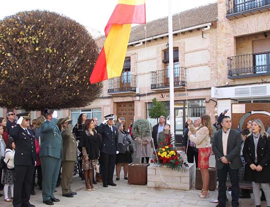 Carrion carta magna alcaldesa iza bandera