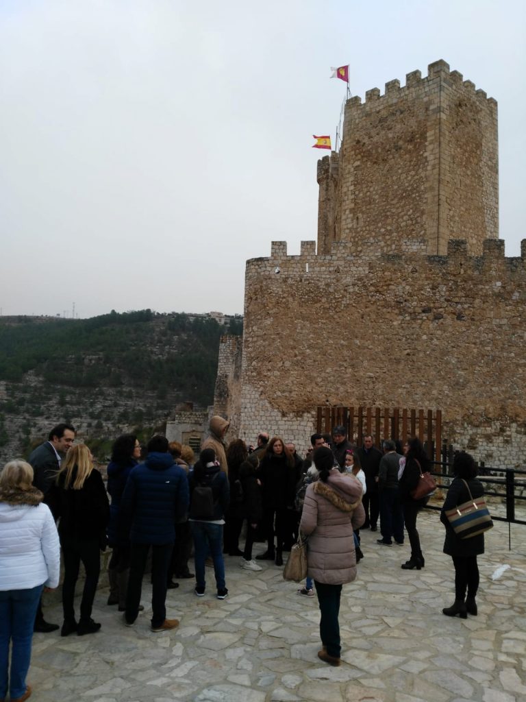 Ciudad Real: Un grupo de huertanos visita las Bodegas Florentino Pérez y Alcalá del Júcar