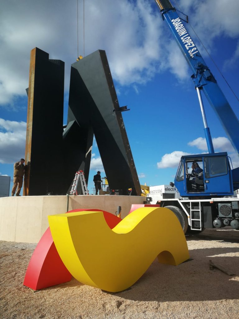 20 toneladas rendirán homenaje a España y conmemorarán 40 años de democracia en Valdepeñas