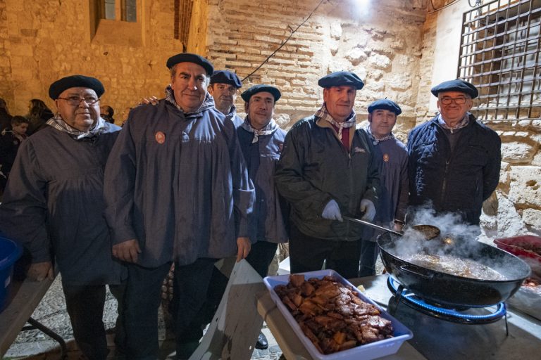Ciudad Real: Hogueras, caridades y bendición de animales para honrar a San Antón