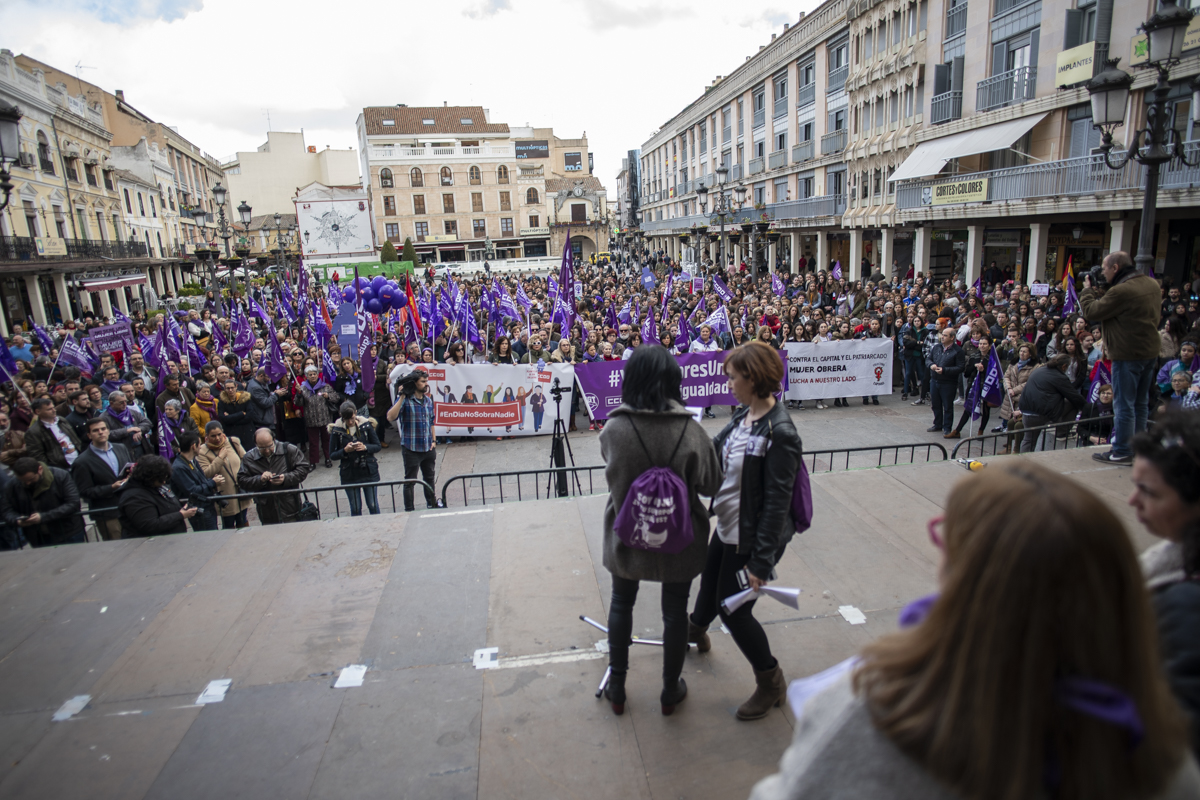 CCOO y UGT reclaman avances en el ámbito laboral como paso previo a la ...