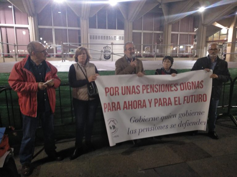 La Coordinadora en defensa de las pensiones invita a las formaciones políticas a una mesa redonda