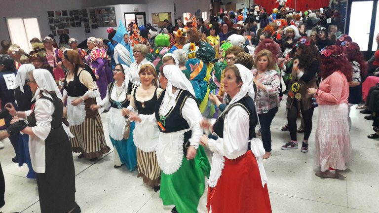 Puertollano: Las barriadas viven el Carnaval con Educación Básica de Adultos