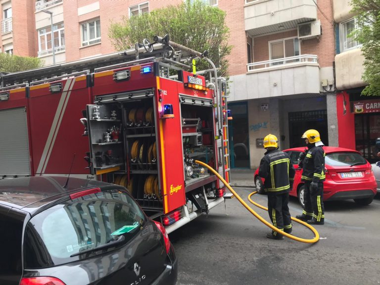 Ciudad Real: Dos personas afectadas en el incendio de una vivienda en la calle La Mata