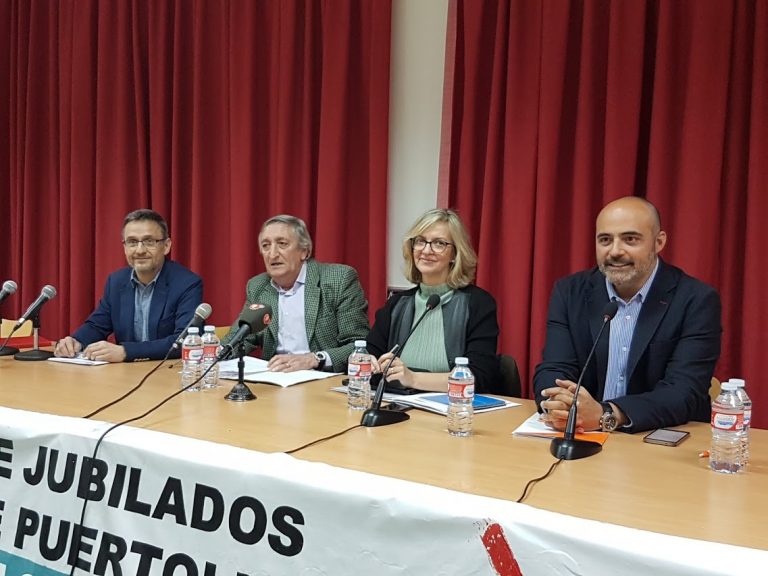 PSOE, Unidas Podemos y Ciudadanos defienden la sostenibilidad de las pensiones ante los jubilados de Puertollano
