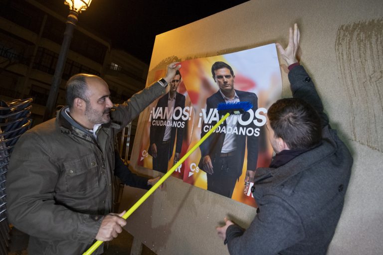 Comienza una campaña en la que Ciudadanos espera romper con cuarenta años de gobiernos del bipartidismo