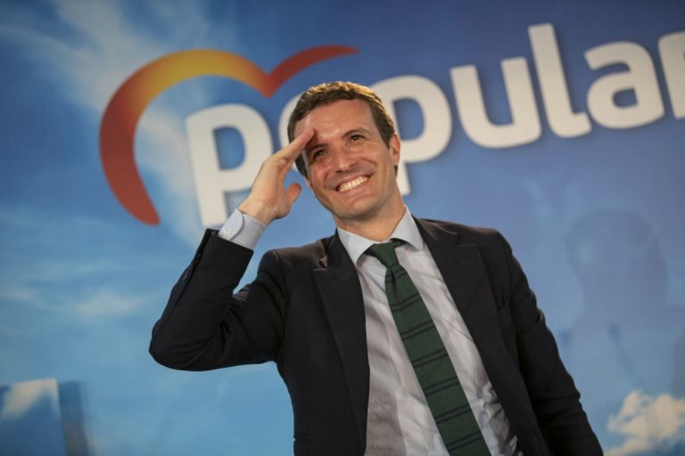 Casado se presenta como candidato de las «clases medias» y como garantía para mantener «siempre» las pensiones