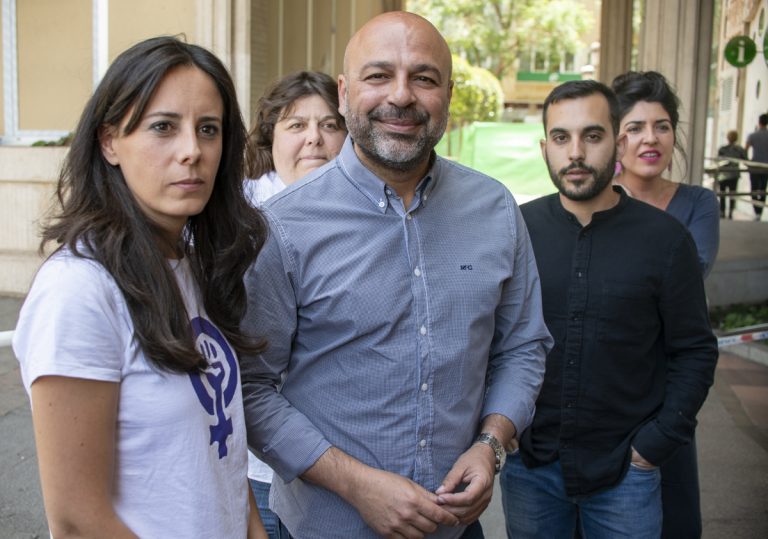 Molina dimite como secretario general de Podemos tras su mal resultado y su desaparición parlamentaria
