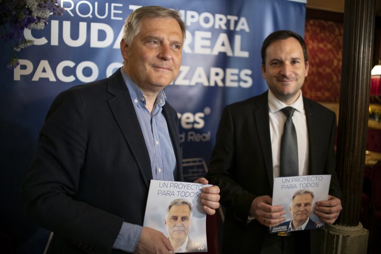 Cañizares presenta un programa «realizable» con el que llevar a cabo el cambio «que están pidiendo los vecinos de Ciudad Real»