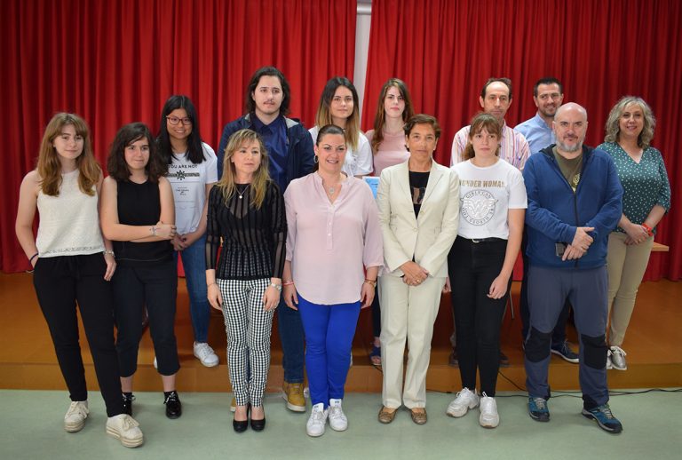 Puertollano: Premios para los mejores trabajos del VI Certamen de Artes Plásticas del IES Galileo Galilei
