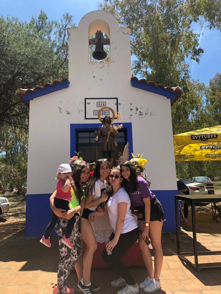 Puertollano: Peregrinaje y día de campo en la romería de San Isidro de El Villar