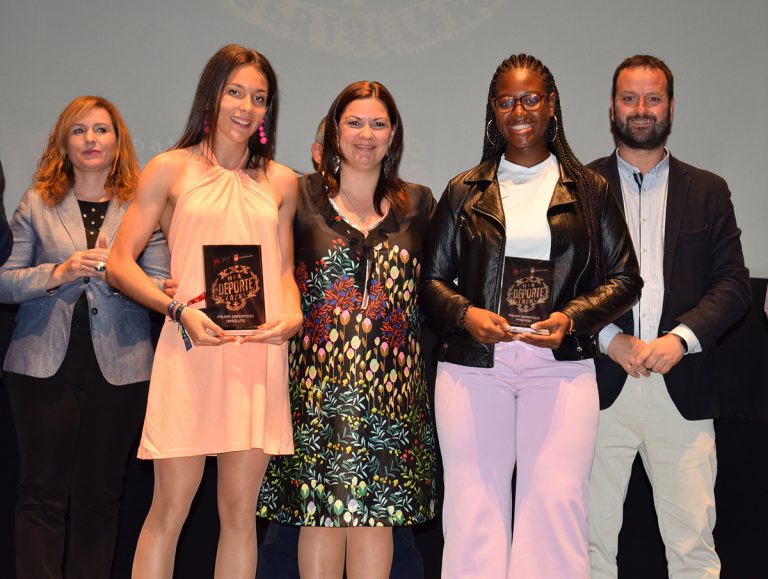 Marina Lobato y Montserrat Costa, las mejores del año en la XXX Gala del Deporte de Puertollano