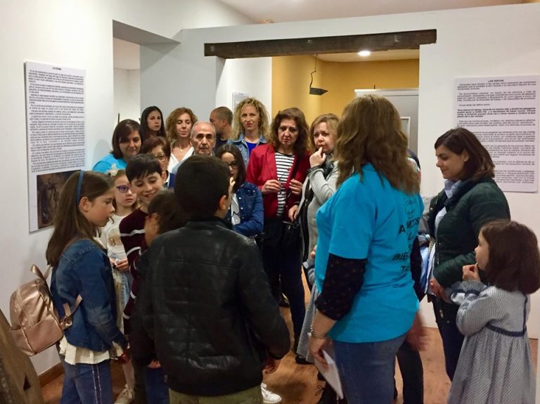 Puertollano: La obra de García Rodero, etnología, costumbres populares y el arte esquemático en el Día de los Museos