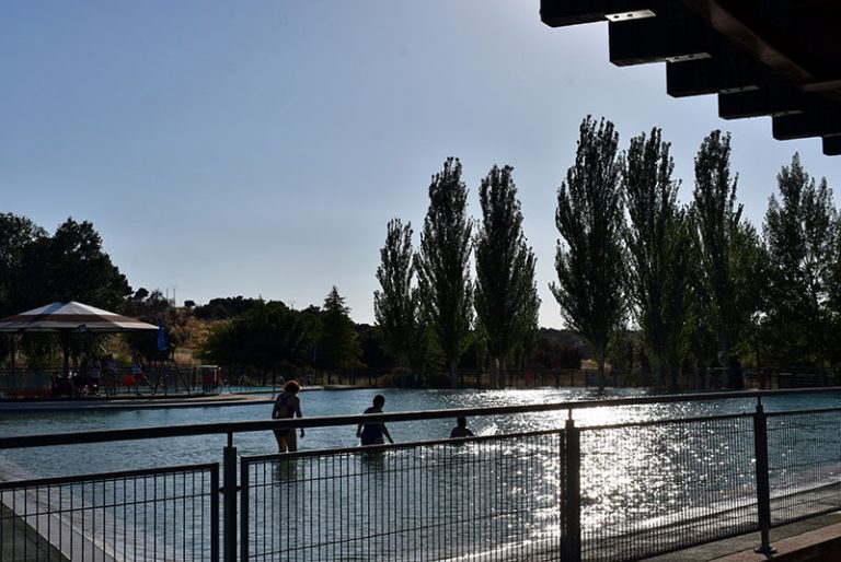 El verano llega este sábado con un episodio de altas temperaturas